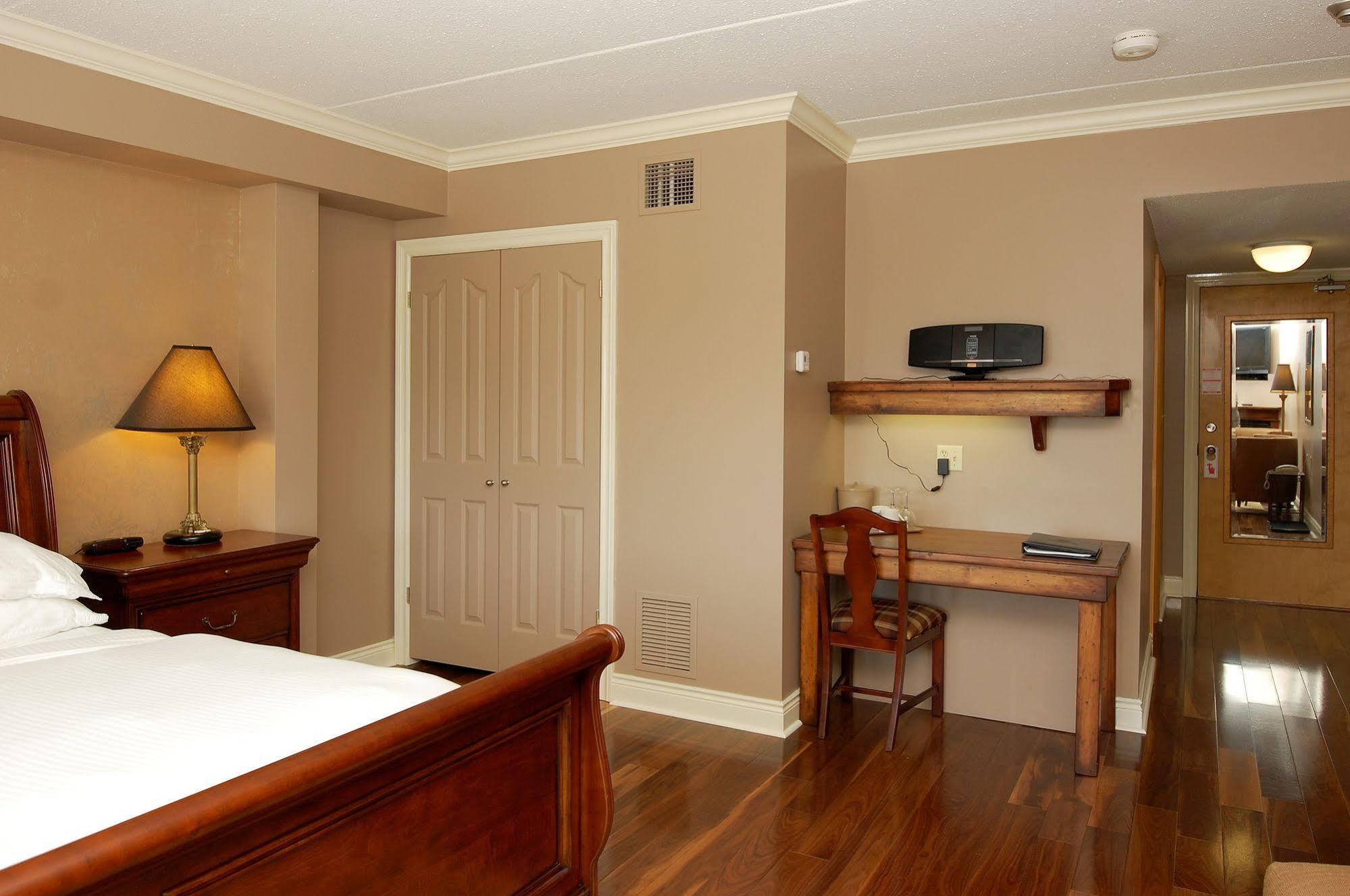 Eganridge Resort, Golf Club & Spa Bobcaygeon Exterior photo