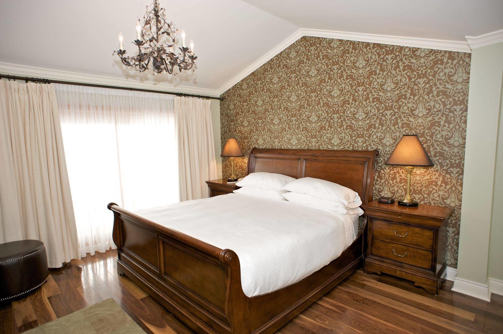 Eganridge Resort, Golf Club & Spa Bobcaygeon Exterior photo